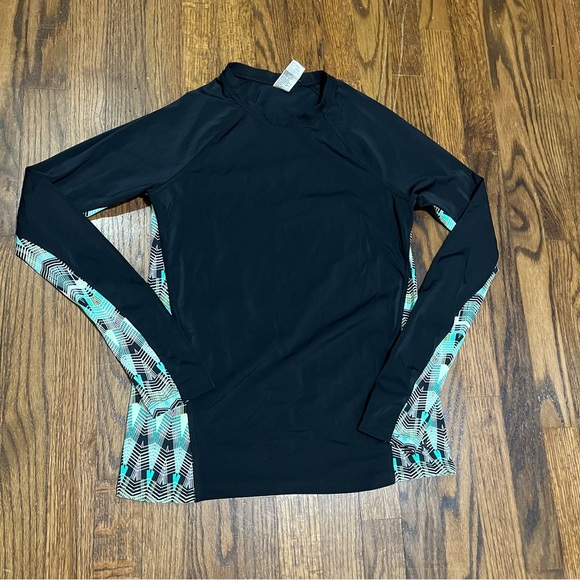 Hurley Girl Junior's Long Sleeve Surf Shirt Tee Rashguard Size Large - Picture 1 of 5